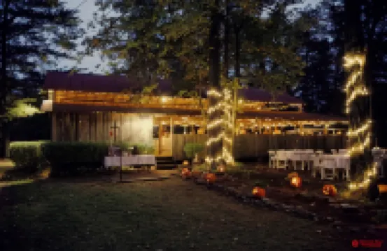 Garden Inn Bed & Breakfast at Bee Rock
