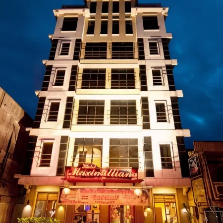 Hotel Maximillian
