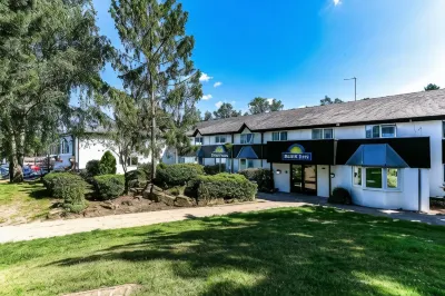 Days Inn by Wyndham Fleet M3 Hotels in 