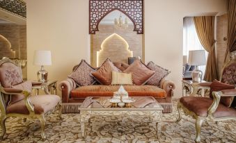 Crystal Plaza Al Majaz Hotel