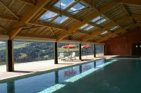 Madame Vacances - Résidence la Marquisié Hotels in Ambialet