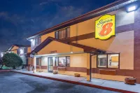 Super 8 by Wyndham Pendleton Hotels in Pendleton