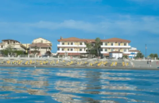 호텔 미라마레 시로 마리나