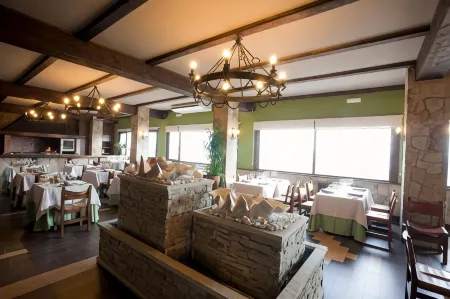 Hotel Os Olivos Отели в г. Mino