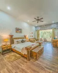 Paatlidun Safari Lodge, Jim Corbett - homestay