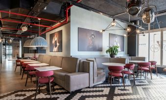 Radisson Red Hotel, Brussels