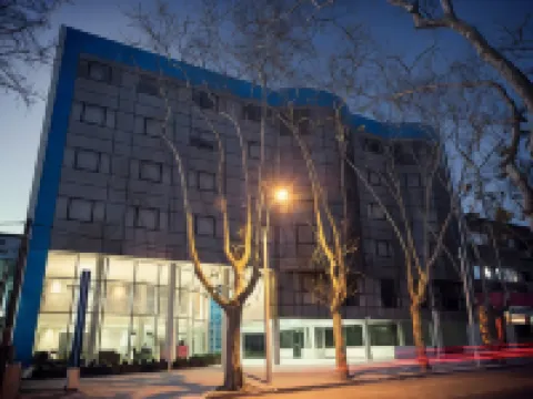 Regency Way Montevideo Hotel Hotels near Rambla de Montevideo