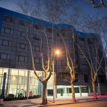 Regency Way Montevideo Hotel