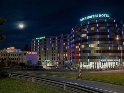 Nash Suites Airport Hotel