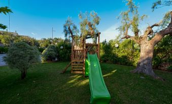 Hotel Castel Miramonti