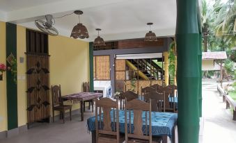 Eddie`s Beach Resort Siargao