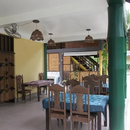 Eddie`s Beach Resort Siargao