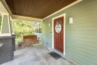 Beach Cottage Lafayette Circle