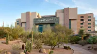 Serene Retreat with Community Pool and Gym - Charming Desert Escape Hotel di Fountain Hills