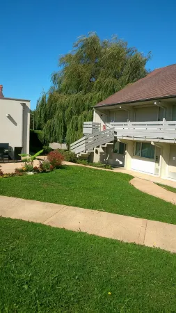 Campanile Besancon Nord - Ecole Valentin Отели рядом с достопримечательностью «Университет Франш-Конте»