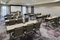 Courtyard by Marriott Providence Warwick فنادق في وارويك