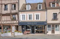 Break & Brut Hotels in Maintenon