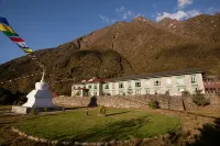 Mountain Lodges of Nepal - Lukla Hotel di Solukhumbu