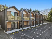 Archway Motels & Chalets Hotels in 