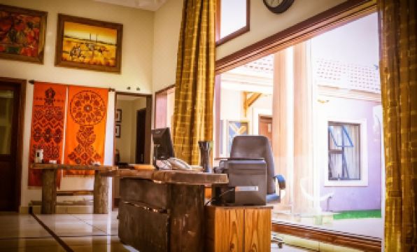 Zawadi House Lodge