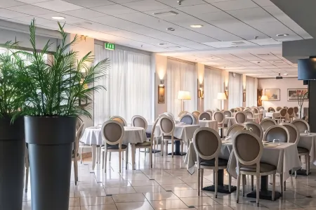 Ripamonti Residence & Hotel Milano Отели рядом с достопримечательностью «Castello di Macconago»