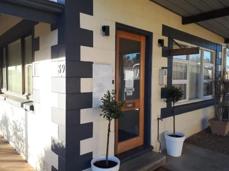 Motel Riverbend Отели в г. Тейлем Бенд