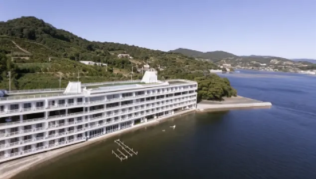 โรงแรมลิสเทล ฮามานะโกะ โรงแรมใกล้สถานที่ท่องเที่ยว Nagasaka Apiary