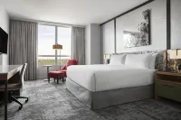 Loews Chicago O'Hare Hotel - Pet friendly