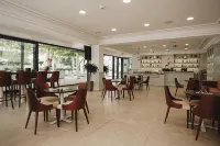 Hotel Montenegro - Aamiainen