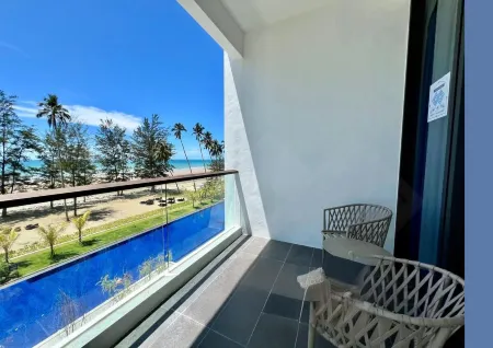 ROXY SEMATAN BEACH APARTMENT 2BR NAUTICAL Отели в г. Лунду