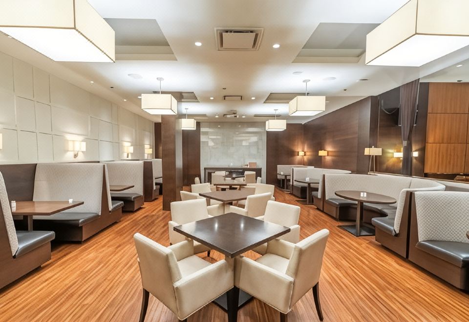 센추리 플라자 호텔의 C|Prime 레스토랑 내부