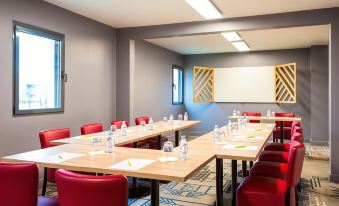 ibis Styles Rouen Val De Reuil