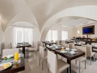 德梅塔拉飯店 尼斯附近的飯店