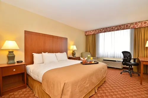 Clarion Hotel Airport Hotels in Cumberland County