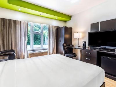 Travelodge by Wyndham Trois-Rivieres