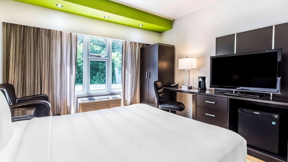 Travelodge by Wyndham Trois-Rivieres