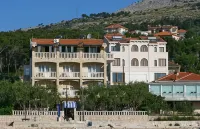 Villa Segetski dvori - Tradition since 1964 Hotel di Seget Vranjica