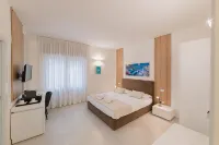 Lo Studio di Viale Lo Re Camere & Caffe’ Hotels in Old Town