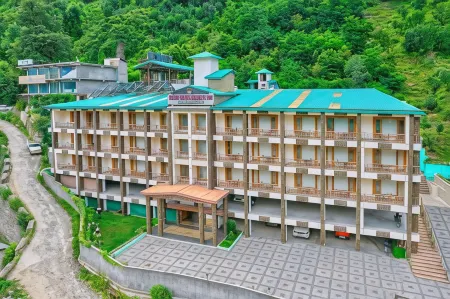 Grand Krisa Resort & Spa, Manali Experience Luxury with All Weather ACs in Every Room