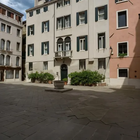 Corte Barozzi Venice Suites
