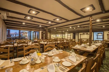 Hotel Pokhara Grande