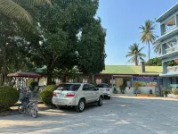 Mekong Hotel - parking