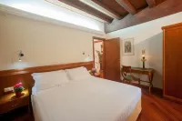 호텔 플로라 칼리아리