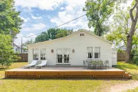 The Starlight Motor Inn