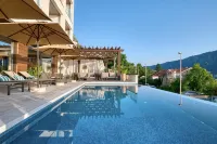 Boutique Hotel R Palazzo Hotels in Dobrota