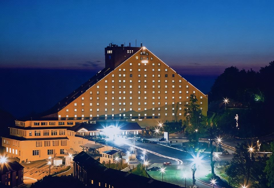 The Green Park Kartepe Resort Over view