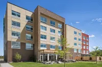 Holiday Inn Express & Suites Duluth North - Miller Hill by IHG 허맨타운 호텔