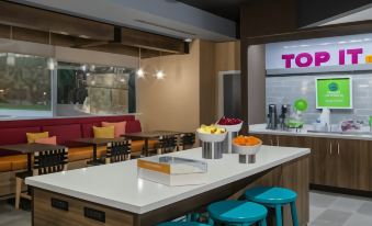 Tru by Hilton Columbus Airport