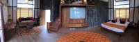 Pench Tree Lodge - balcony