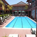 Campbell Inn Hotel - Pools
